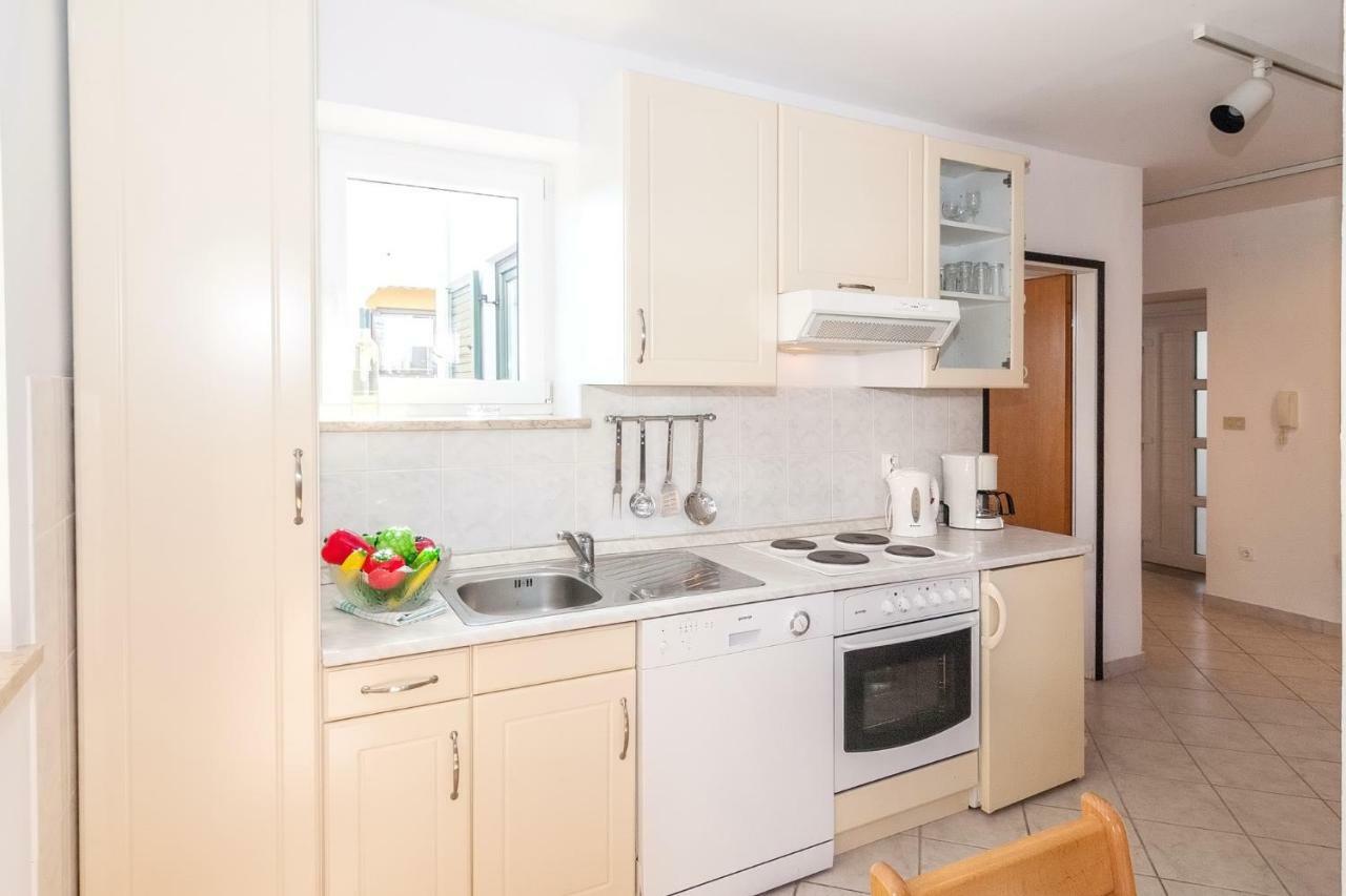 Villa California Пореч Экстерьер фото